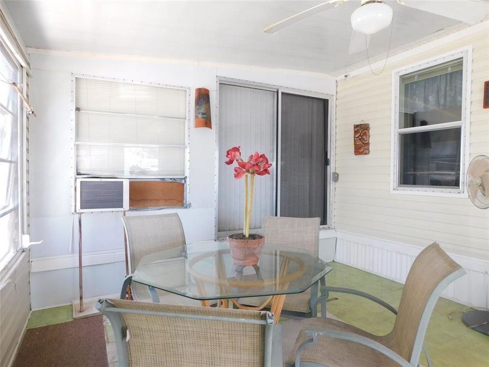 For Sale: $79,000 (3 beds, 1 baths, 675 Square Feet)