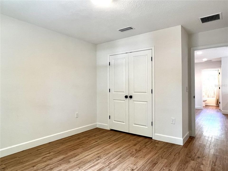 For Rent: $4,995 (5 beds, 3 baths, 2428 Square Feet)