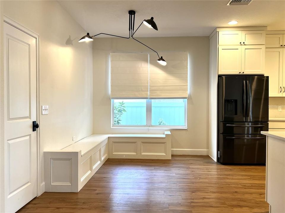 For Rent: $4,995 (5 beds, 3 baths, 2428 Square Feet)
