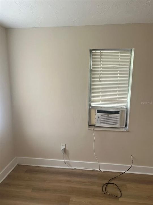 For Rent: $1,700 (2 beds, 1 baths, 567 Square Feet)