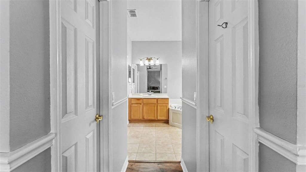 For Sale: $299,900 (3 beds, 2 baths, 1821 Square Feet)