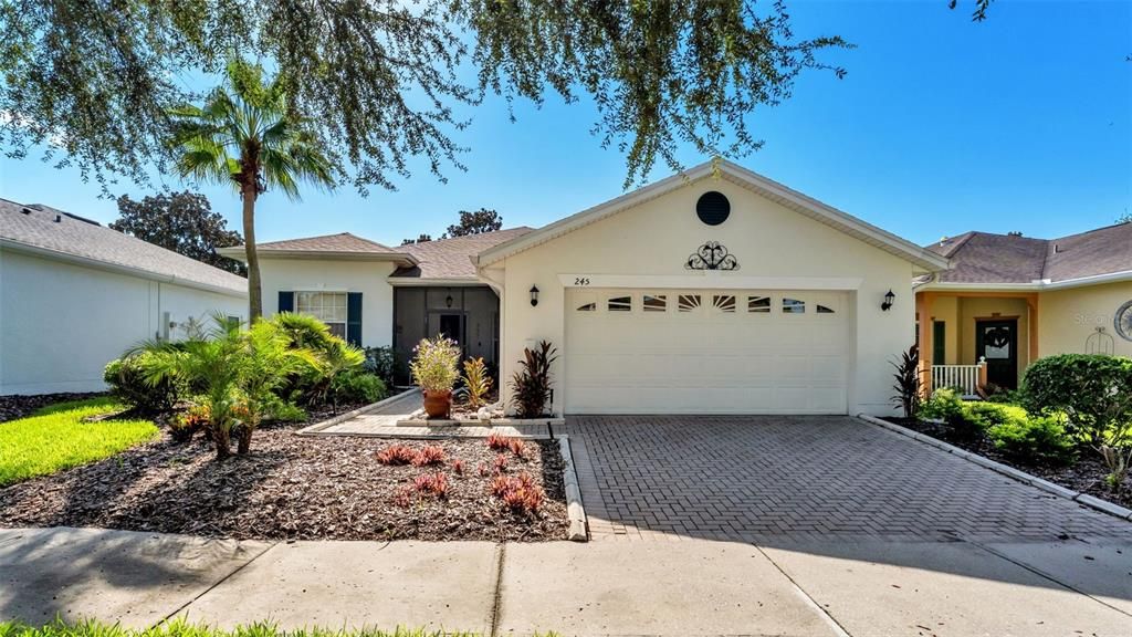 For Sale: $299,900 (3 beds, 2 baths, 1821 Square Feet)