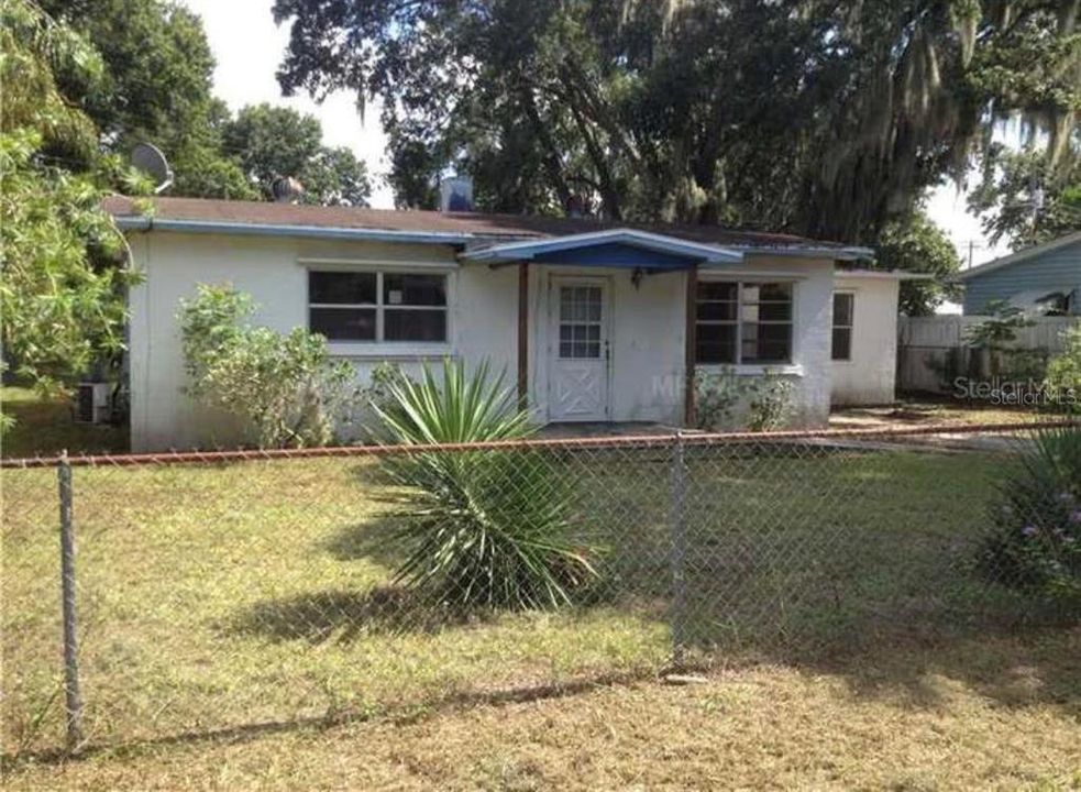 For Sale: $159,900 (3 beds, 1 baths, 873 Square Feet)