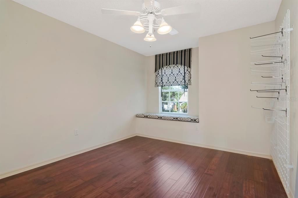 На продажу: $429,900 (3 спален, 2 ванн, 2290 Квадратных фут)
