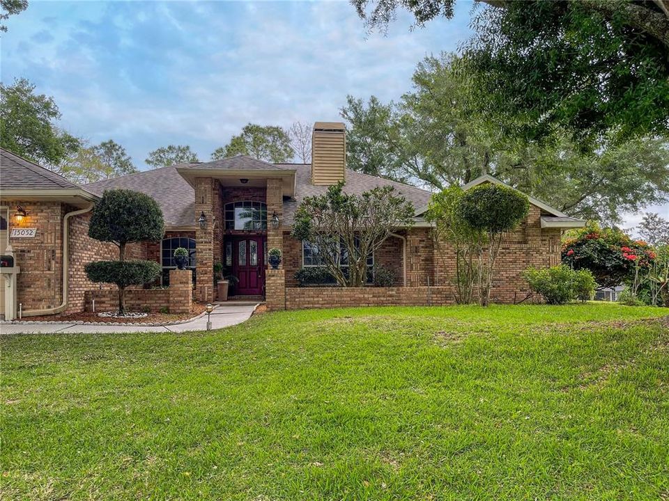 : $569,900 (3 camas, 2 baños, 2337 Pies cuadrados)
