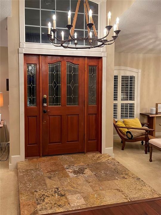 : $569,900 (3 camas, 2 baños, 2337 Pies cuadrados)