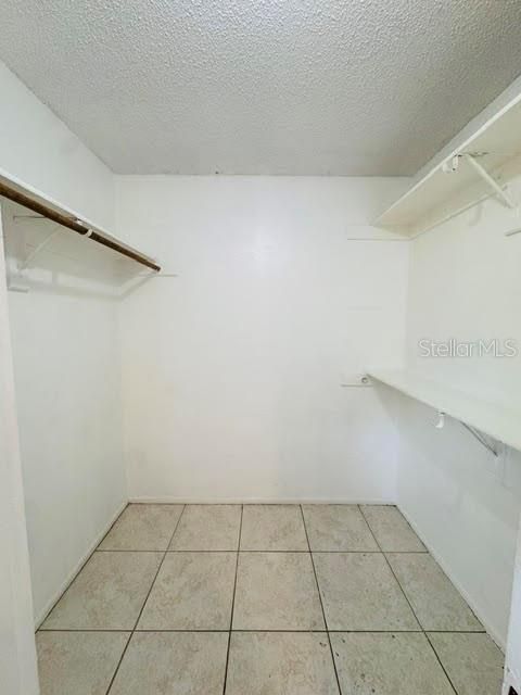 В аренду: $1,600 (2 спален, 2 ванн, 875 Квадратных фут)