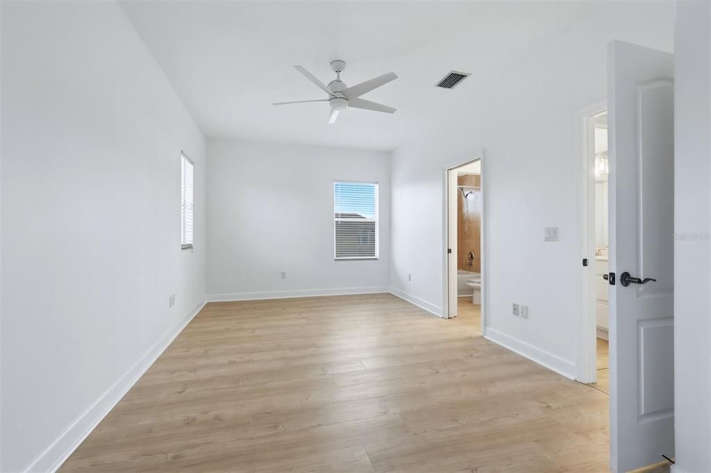 For Sale: $789,000 (3 beds, 2 baths, 2836 Square Feet)