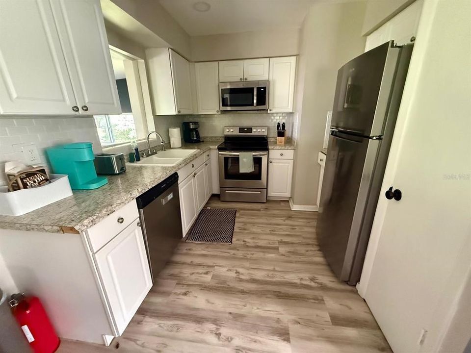 На продажу: $355,000 (3 спален, 2 ванн, 1503 Квадратных фут)