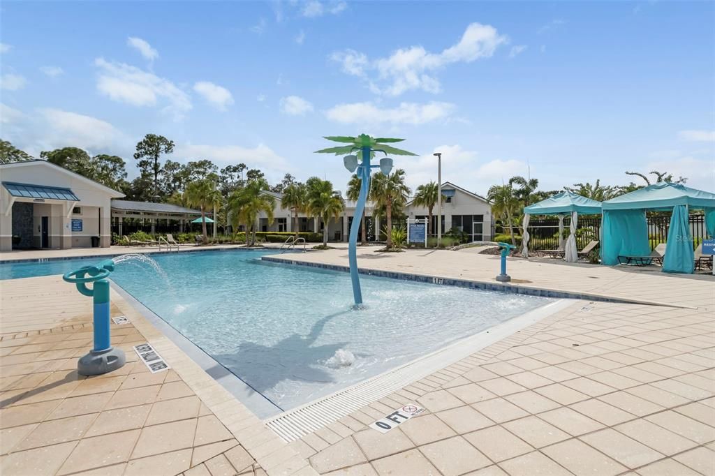 For Sale: $390,000 (4 beds, 2 baths, 1844 Square Feet)