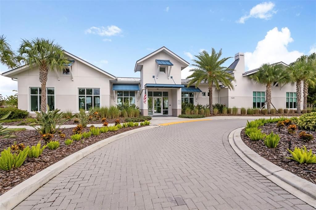 For Sale: $390,000 (4 beds, 2 baths, 1844 Square Feet)