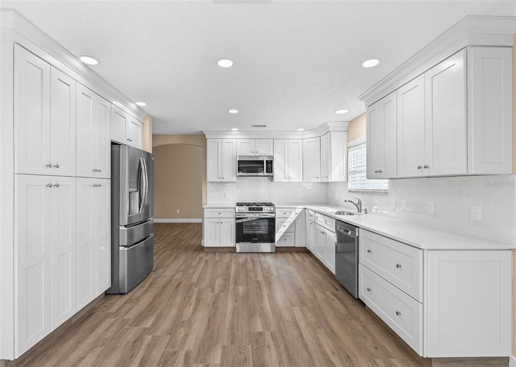 For Sale: $429,900 (3 beds, 2 baths, 1906 Square Feet)