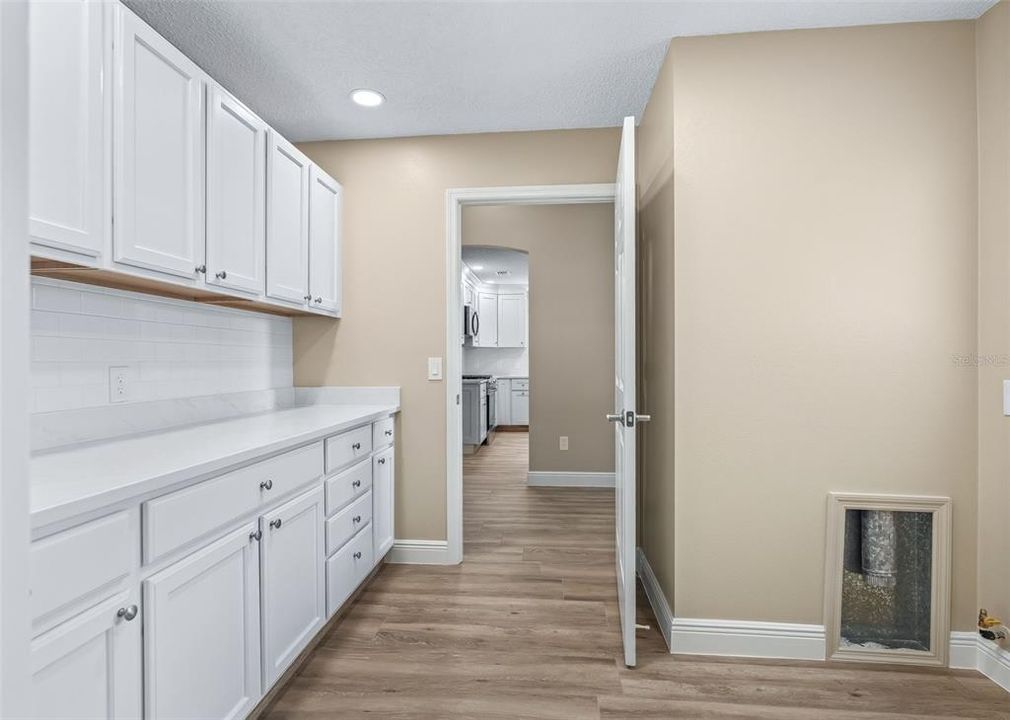 For Sale: $429,900 (3 beds, 2 baths, 1906 Square Feet)