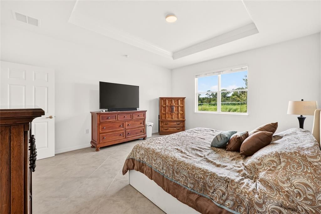 En Venta: $379,900 (2 camas, 2 baños, 1959 Pies cuadrados)