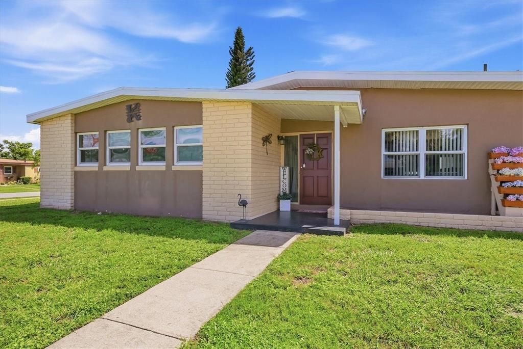 For Sale: $185,000 (3 beds, 1 baths, 1183 Square Feet)