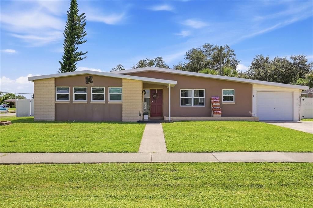 For Sale: $185,000 (3 beds, 1 baths, 1183 Square Feet)