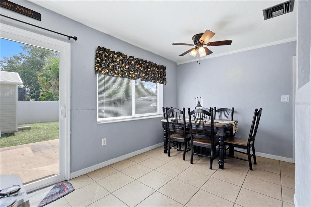 For Sale: $185,000 (3 beds, 1 baths, 1183 Square Feet)