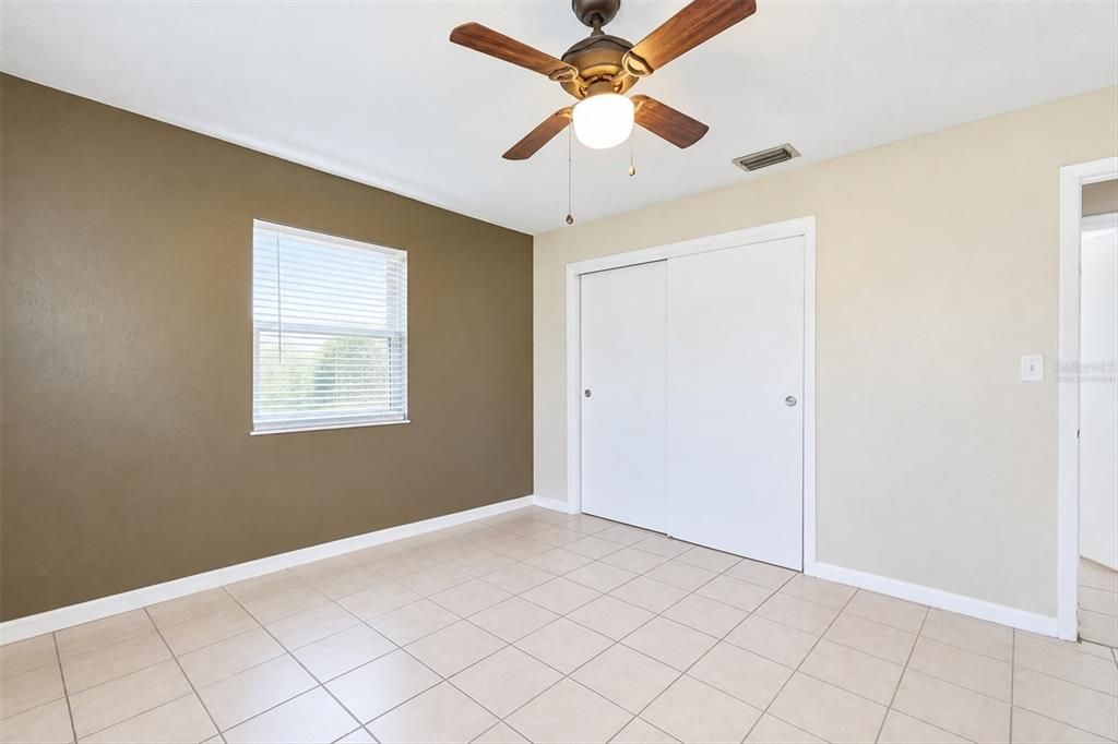 For Sale: $185,000 (3 beds, 1 baths, 1183 Square Feet)
