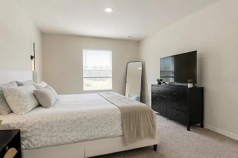 For Sale: $329,900 (3 beds, 2 baths, 1758 Square Feet)