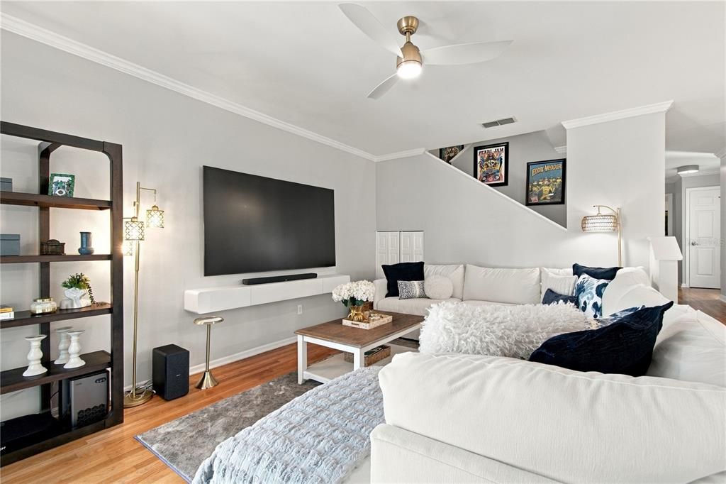 En Venta: $575,000 (2 camas, 2 baños, 1560 Pies cuadrados)