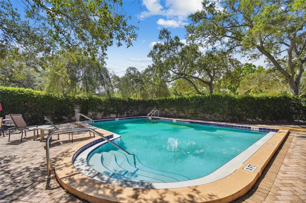 En Venta: $575,000 (2 camas, 2 baños, 1560 Pies cuadrados)