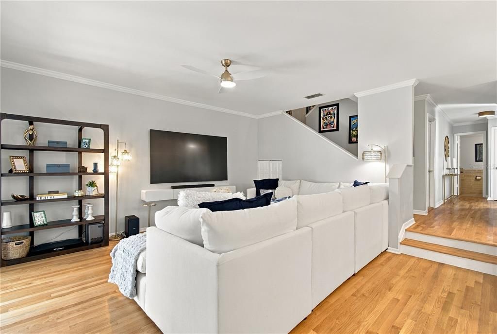 En Venta: $575,000 (2 camas, 2 baños, 1560 Pies cuadrados)