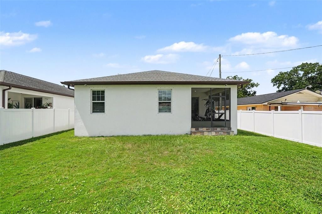 En Venta: $650,000 (3 camas, 2 baños, 1958 Pies cuadrados)