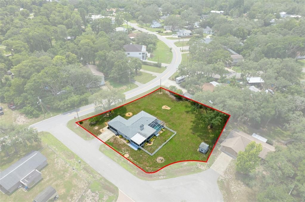 For Sale: $334,900 (2 beds, 2 baths, 1352 Square Feet)