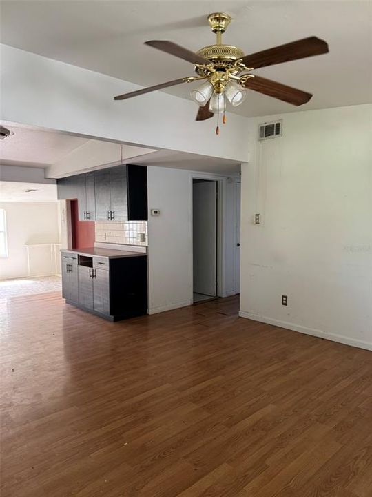 En Venta: $190,000 (2 camas, 1 baños, 1129 Pies cuadrados)