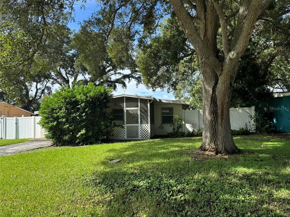 En Venta: $190,000 (2 camas, 1 baños, 1129 Pies cuadrados)