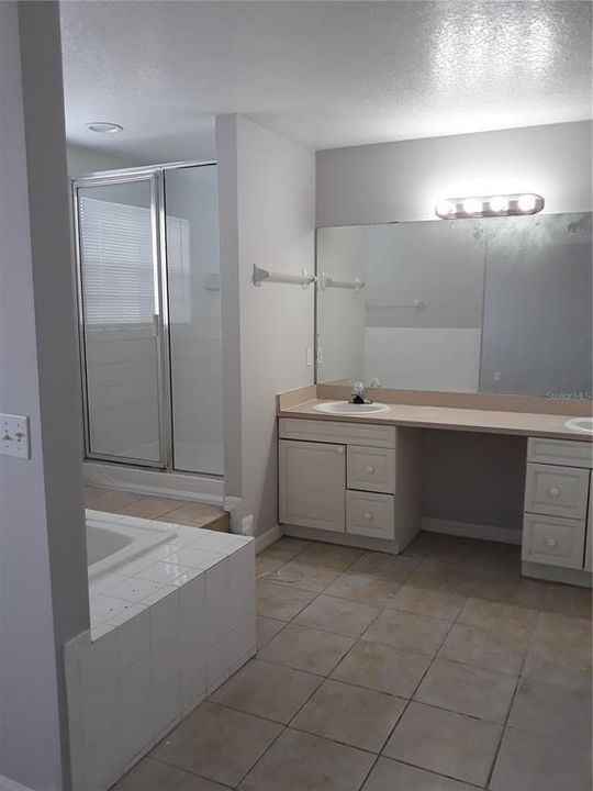 En Renta: $1,425 (3 camas, 2 baños, 1887 Pies cuadrados)