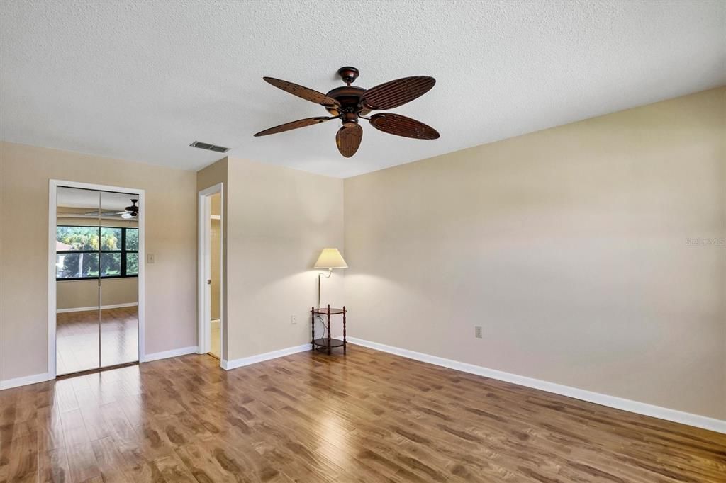 En Venta: $149,000 (2 camas, 2 baños, 1185 Pies cuadrados)