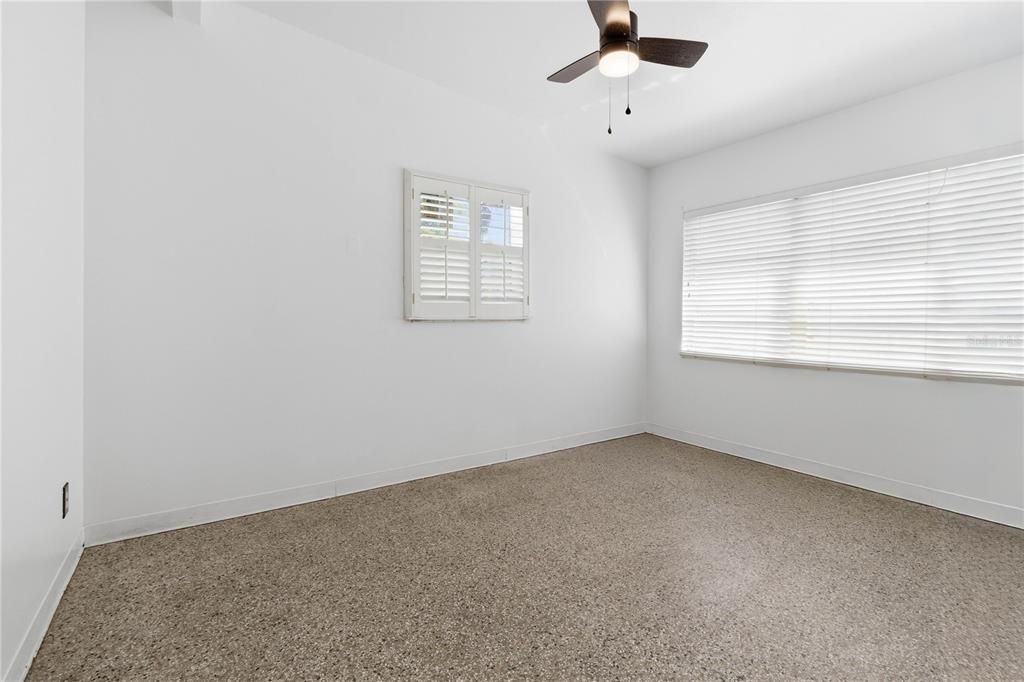 En Venta: $259,900 (3 camas, 2 baños, 1315 Pies cuadrados)