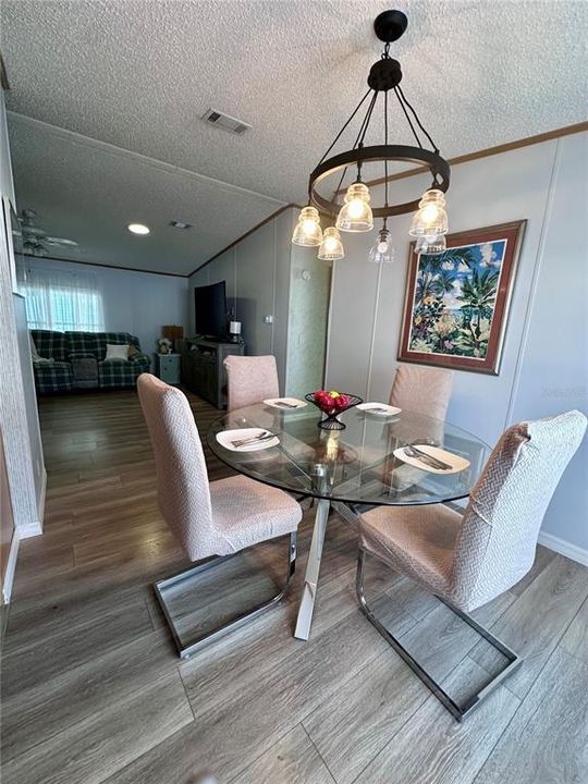 For Sale: $240,000 (3 beds, 2 baths, 1485 Square Feet)
