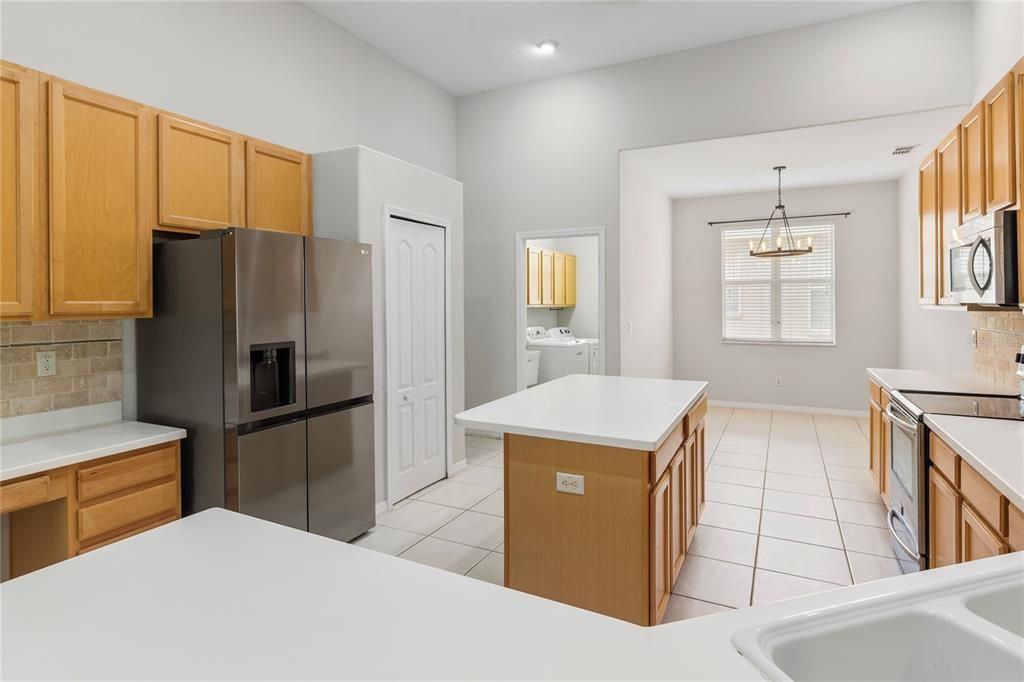 For Rent: $2,895 (4 beds, 3 baths, 2162 Square Feet)