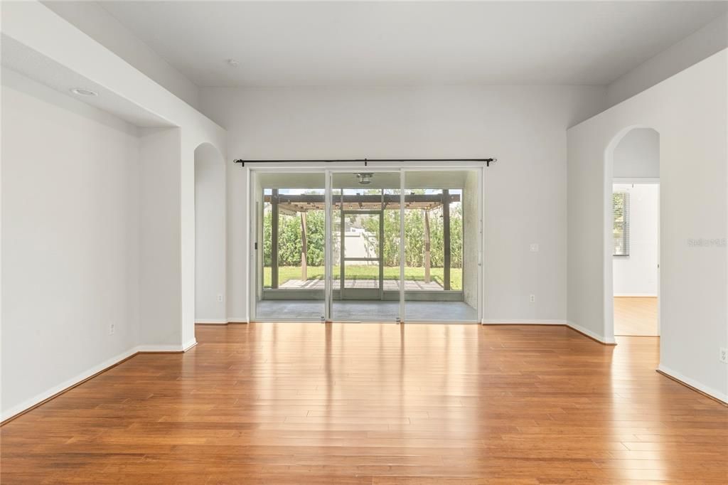 For Rent: $2,895 (4 beds, 3 baths, 2162 Square Feet)