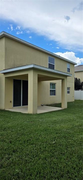 En Venta: $475,000 (4 camas, 2 baños, 2697 Pies cuadrados)