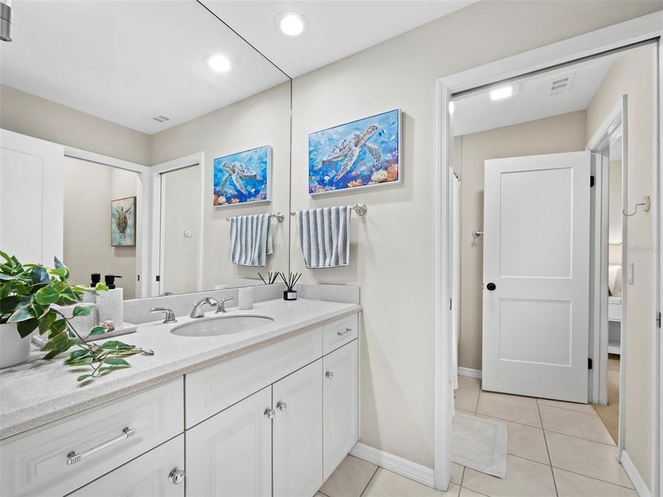 En Venta: $1,495,000 (3 camas, 2 baños, 2204 Pies cuadrados)