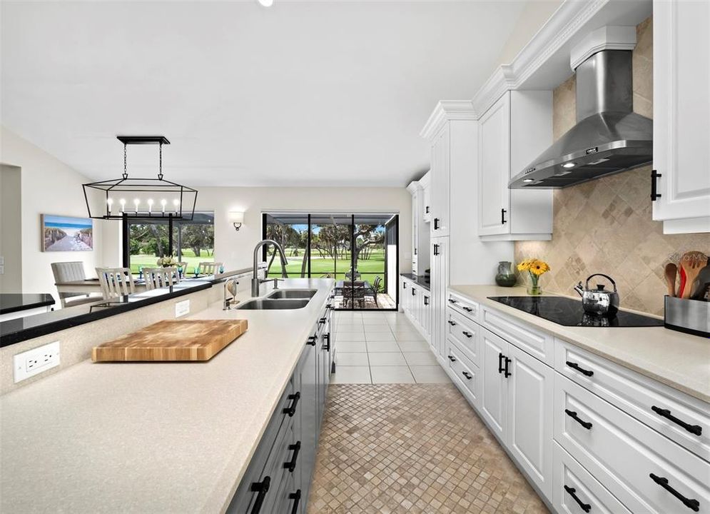 En Venta: $1,495,000 (3 camas, 2 baños, 2204 Pies cuadrados)