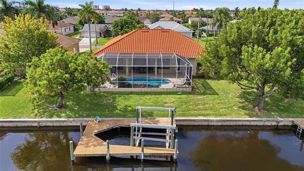 For Sale: $700,000 (3 beds, 2 baths, 2210 Square Feet)