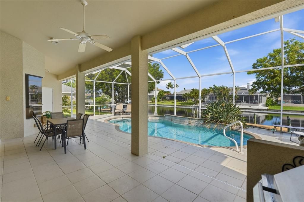 For Sale: $700,000 (3 beds, 2 baths, 2210 Square Feet)