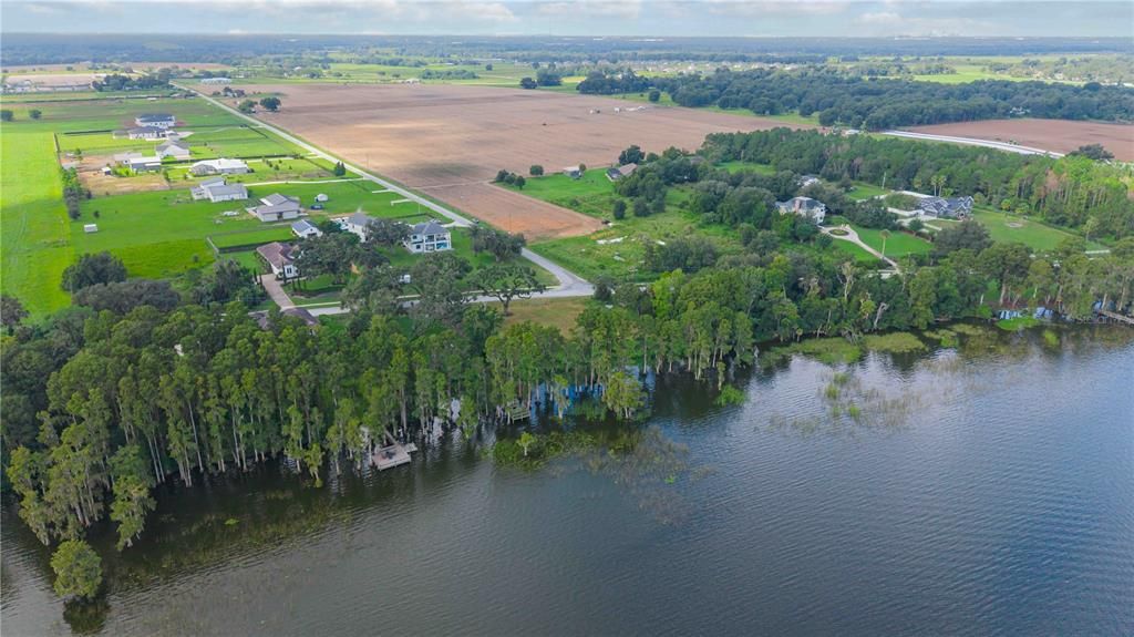 En Venta: $739,000 (1.21 acres)
