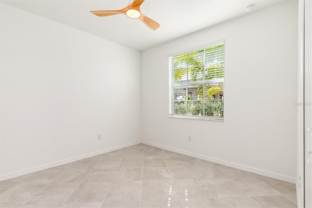 For Sale: $349,000 (3 beds, 2 baths, 1313 Square Feet)
