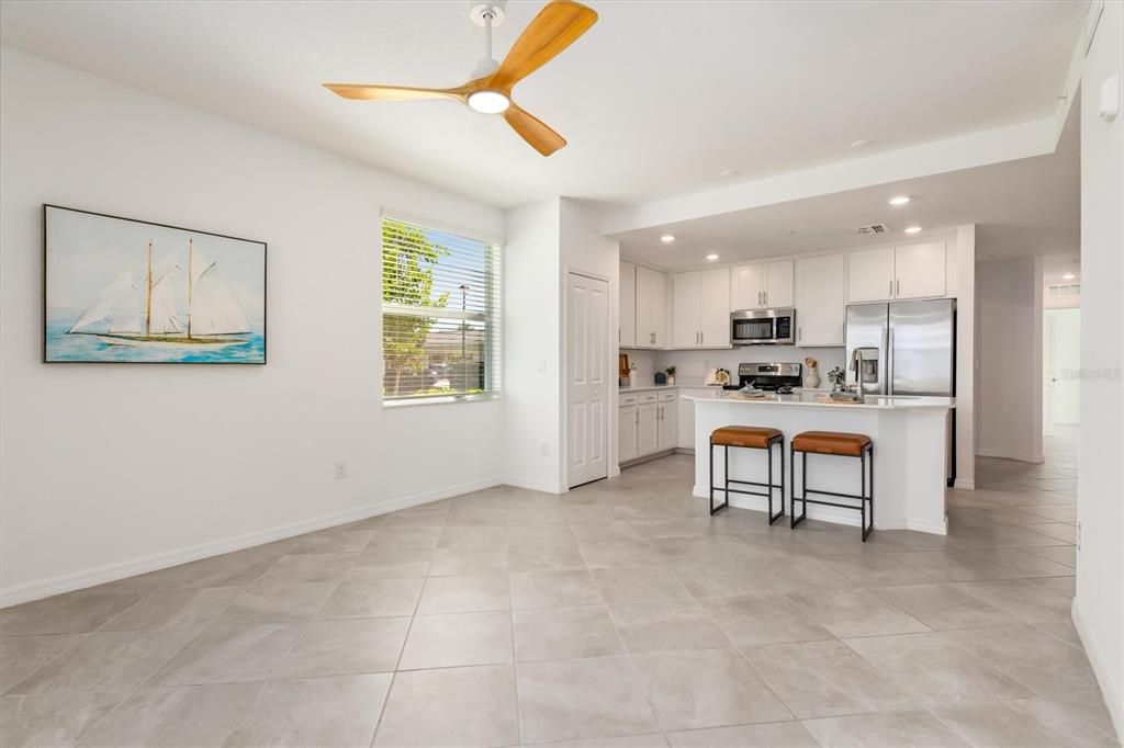 For Sale: $349,000 (3 beds, 2 baths, 1313 Square Feet)