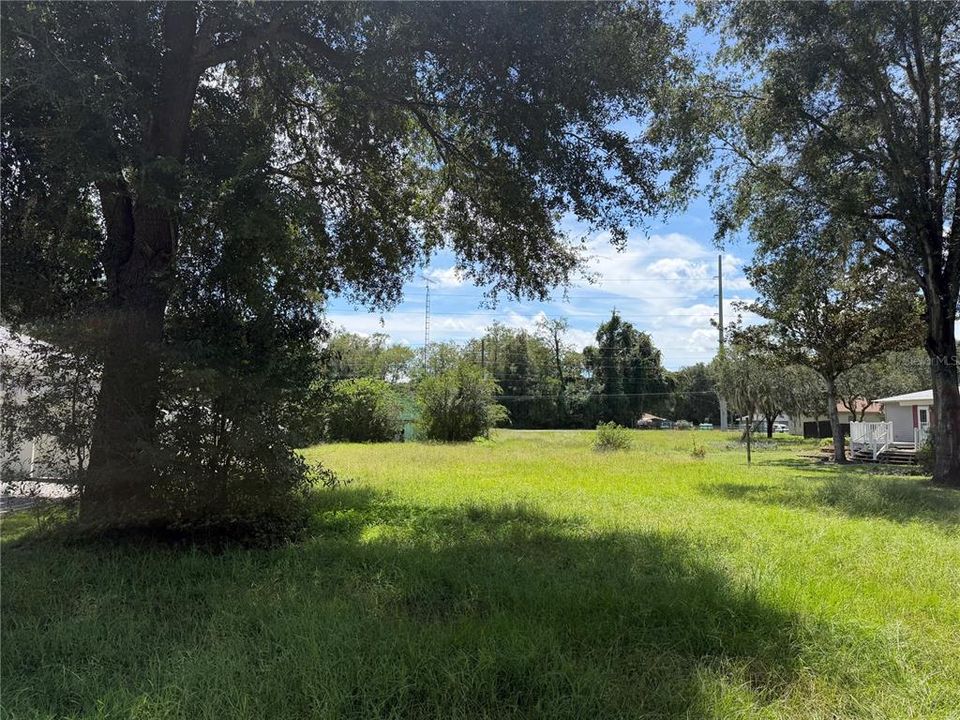待售: $22,500 (0.22 acres)