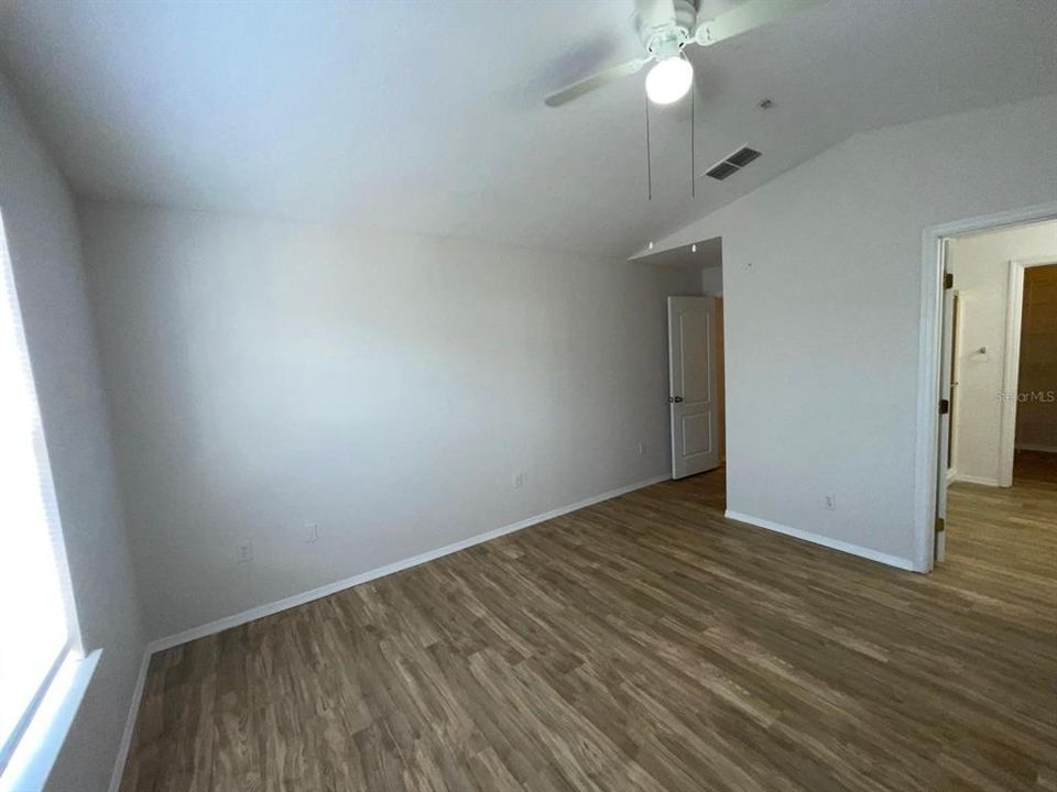 En Venta: $175,000 (3 camas, 2 baños, 1431 Pies cuadrados)