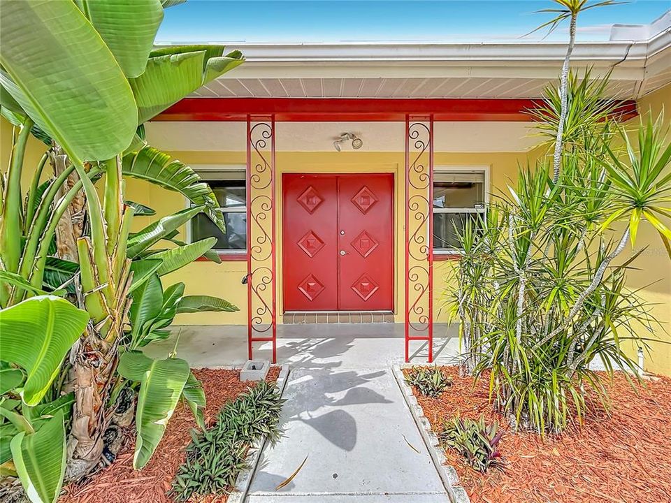 For Sale: $219,900 (3 beds, 2 baths, 1308 Square Feet)