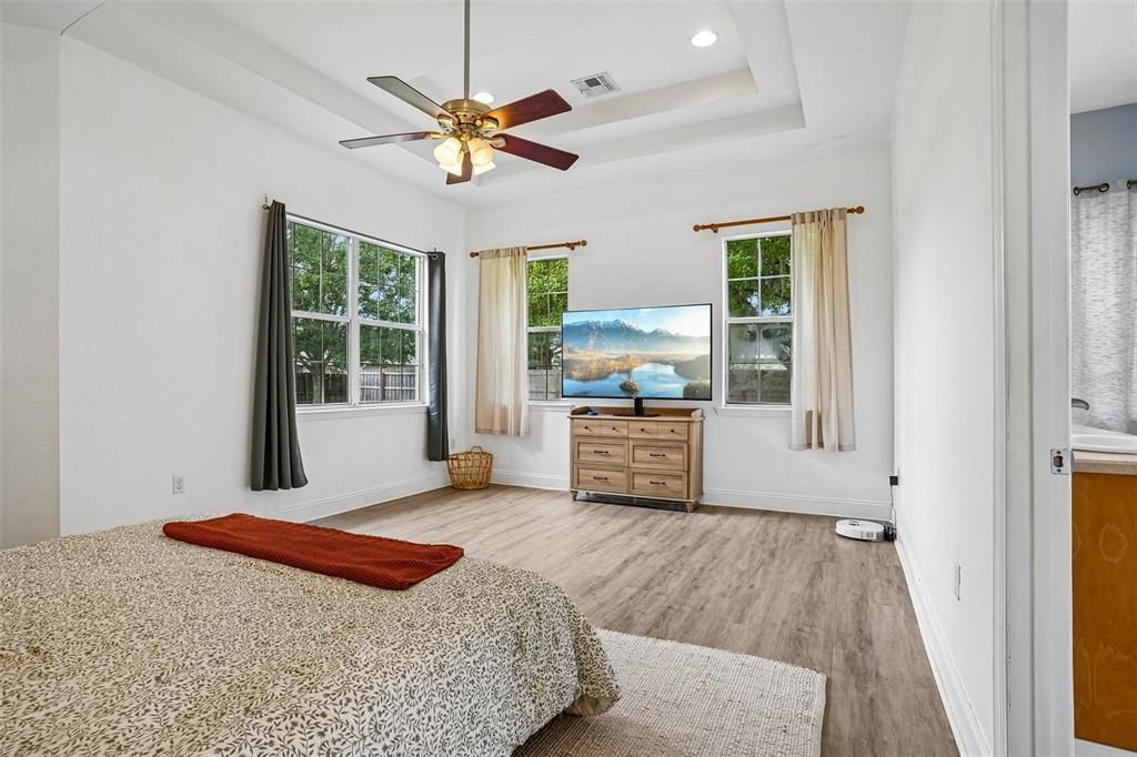 For Sale: $525,000 (4 beds, 3 baths, 2849 Square Feet)