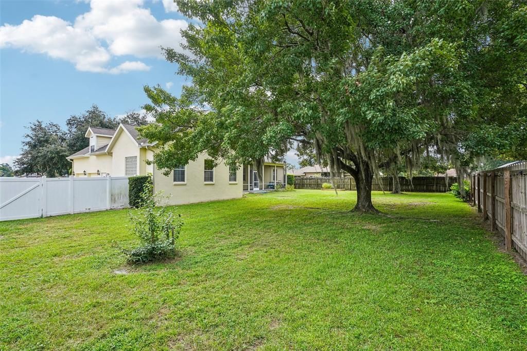 For Sale: $525,000 (4 beds, 3 baths, 2849 Square Feet)