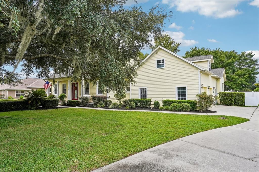 For Sale: $525,000 (4 beds, 3 baths, 2849 Square Feet)